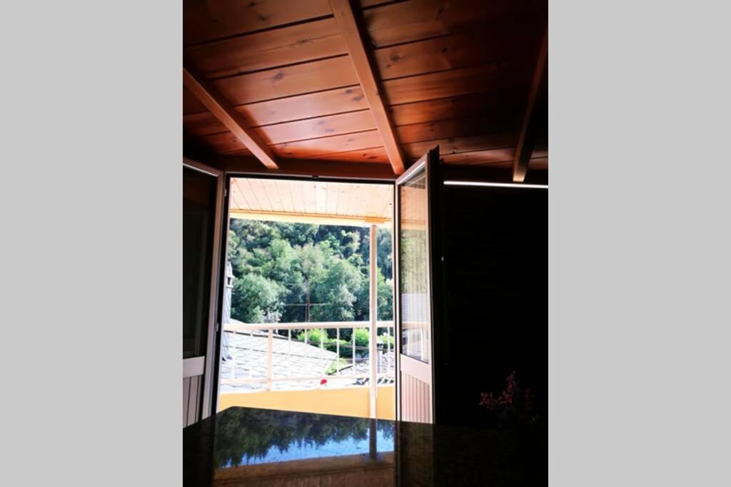 Apartamento Con Vistas Al Rio A Solaina Samos Εξωτερικό φωτογραφία