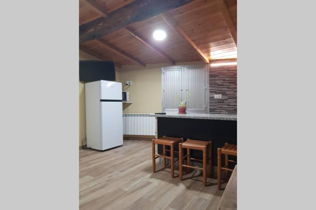 Apartamento Con Vistas Al Rio A Solaina Samos Εξωτερικό φωτογραφία